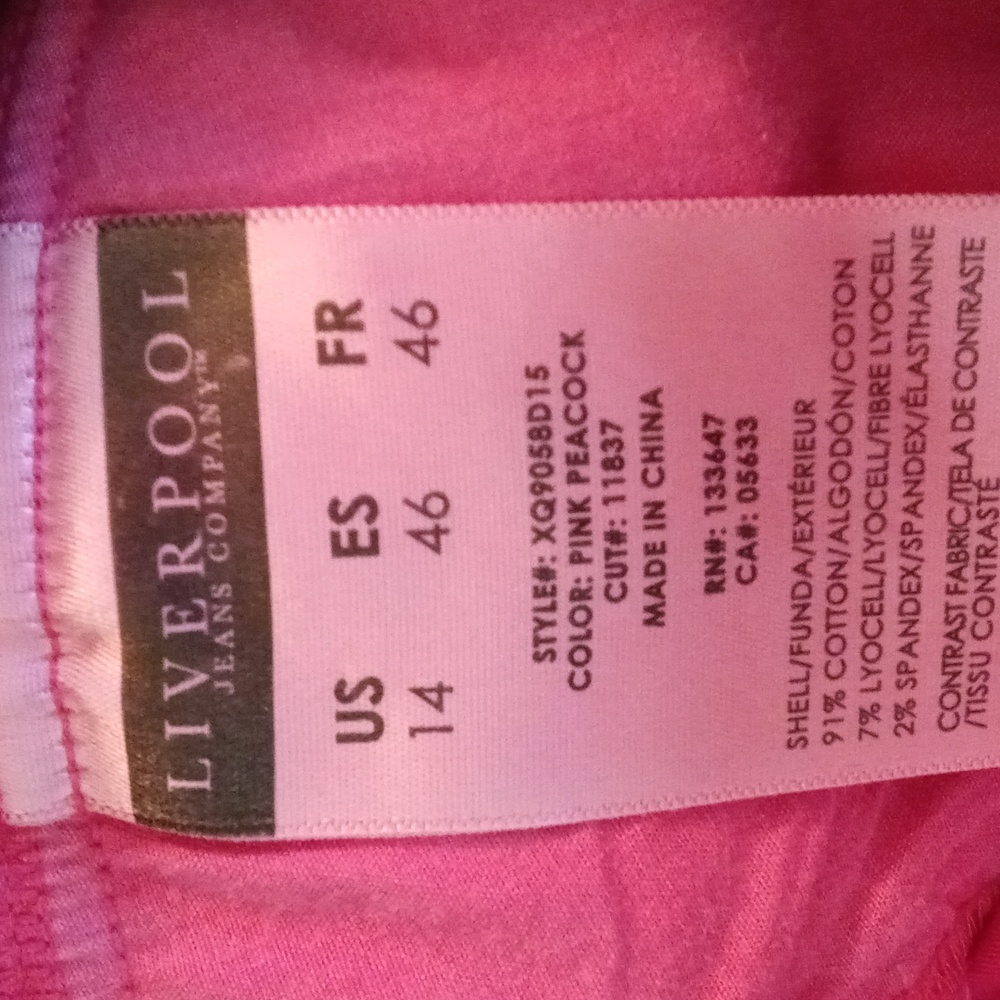 Liverpool Jeans Company The Walking Short Maternity Shorts - Picture 6 of 9